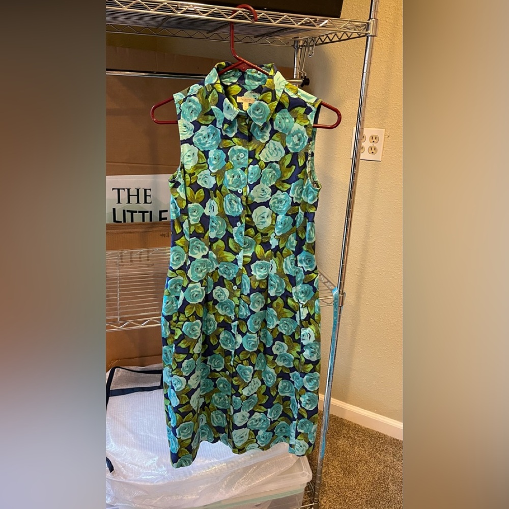 Talbots sleeveless collared dress.